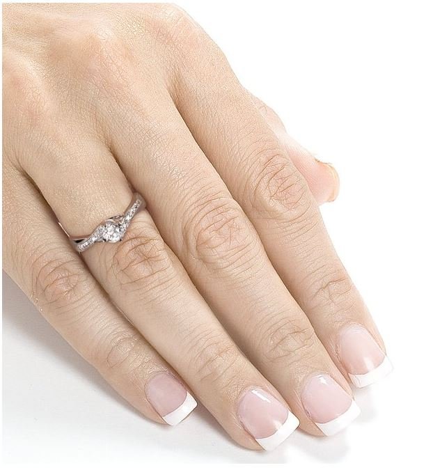 cheap moissanite engagement rings