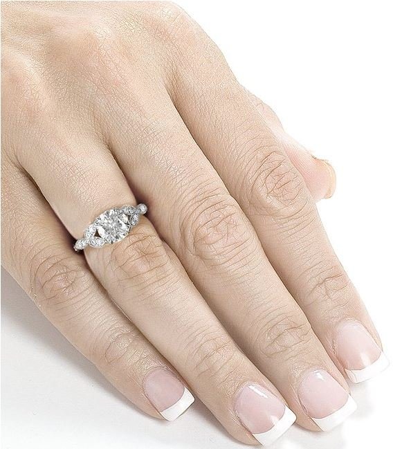 Round Cut Antique moissanite engagement rings